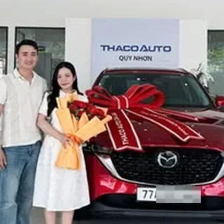 Hoạt động tư vấn và giao xe Mazda tại Bình Định 2