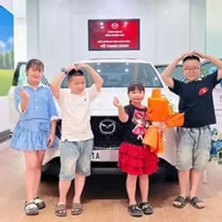 Hoạt động tư vấn và giao xe Mazda tại Bình Định 3