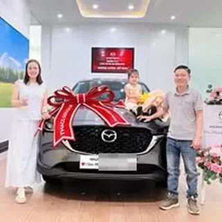 Hoạt động tư vấn và giao xe Mazda tại Bình Định 4