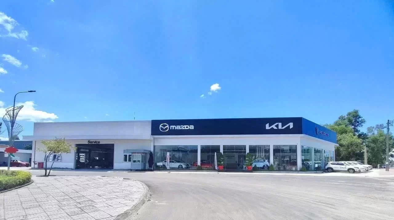 Hình ảnh showroom Mazda Bình Định